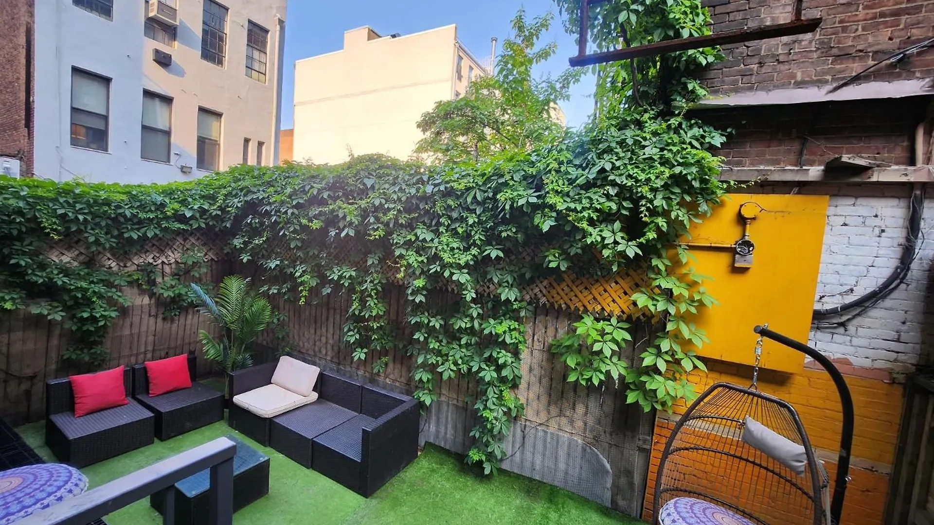 Διαμέρισμα 170-G 3Br Duplex With Private Yard In E Village Νέα Υόρκη