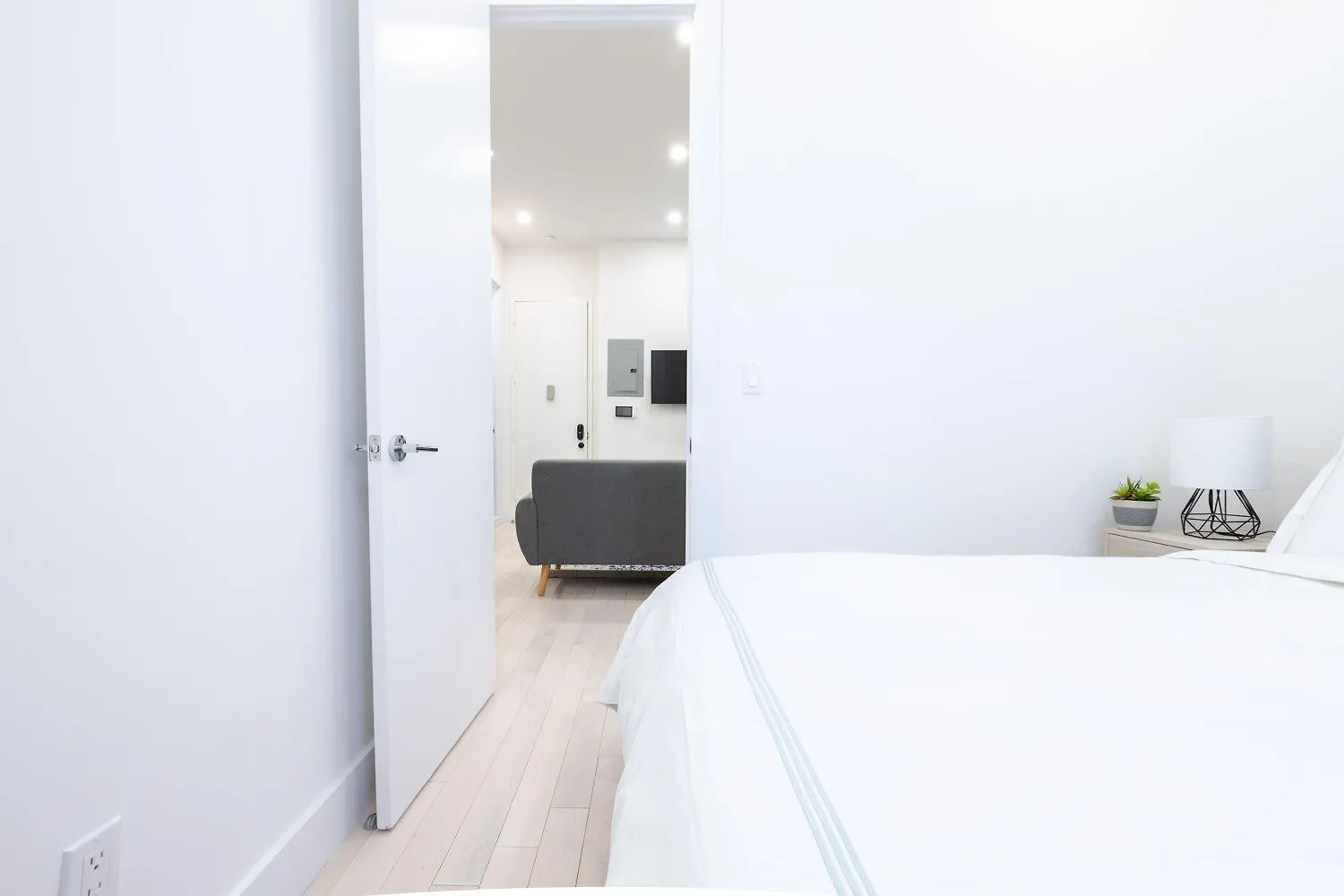 170-G 3Br Duplex With Private Yard In E Village New York 0*,  Verenigde Staten